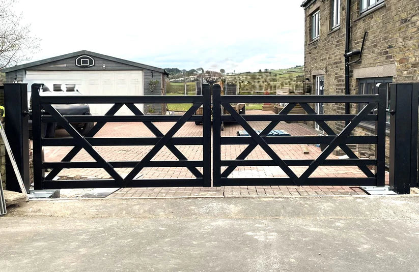Icon Metal Driveway Gate _Heavy Duty_ Excellence Crafted _ GG-104