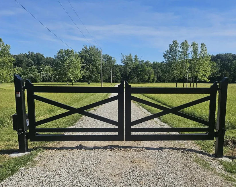 Farm Style _ Metal Driveway Gate _ Excellence Crafted _ GG-021