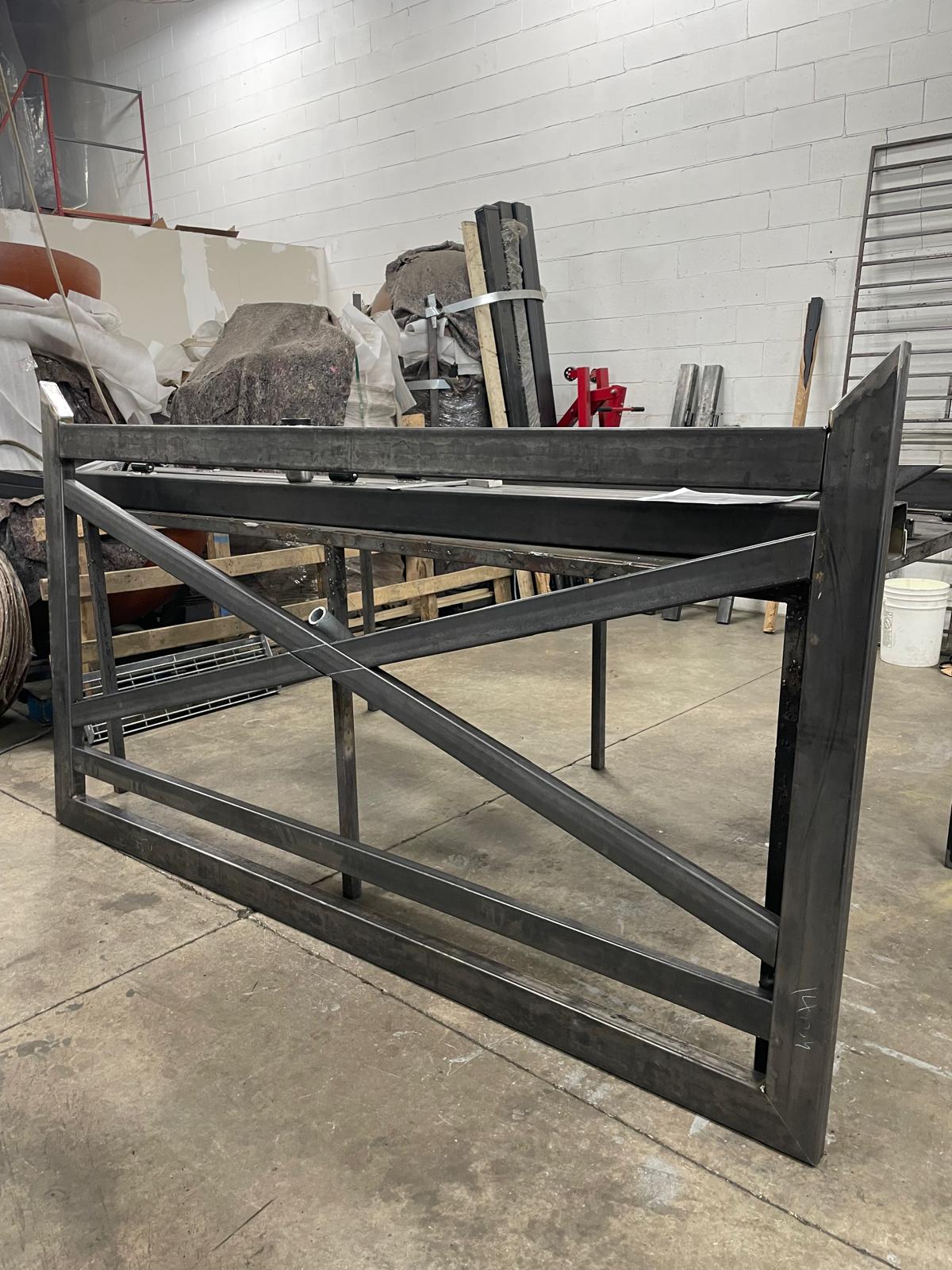 X Cowboy Farm Metal Driveway Gate _ Excellence Crafted _GG-052
