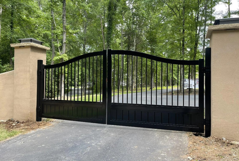 Carrabin Style Swing Gate Design _ Heavy Duty _Metal Gate _ Excellence Crafted _ GG-080