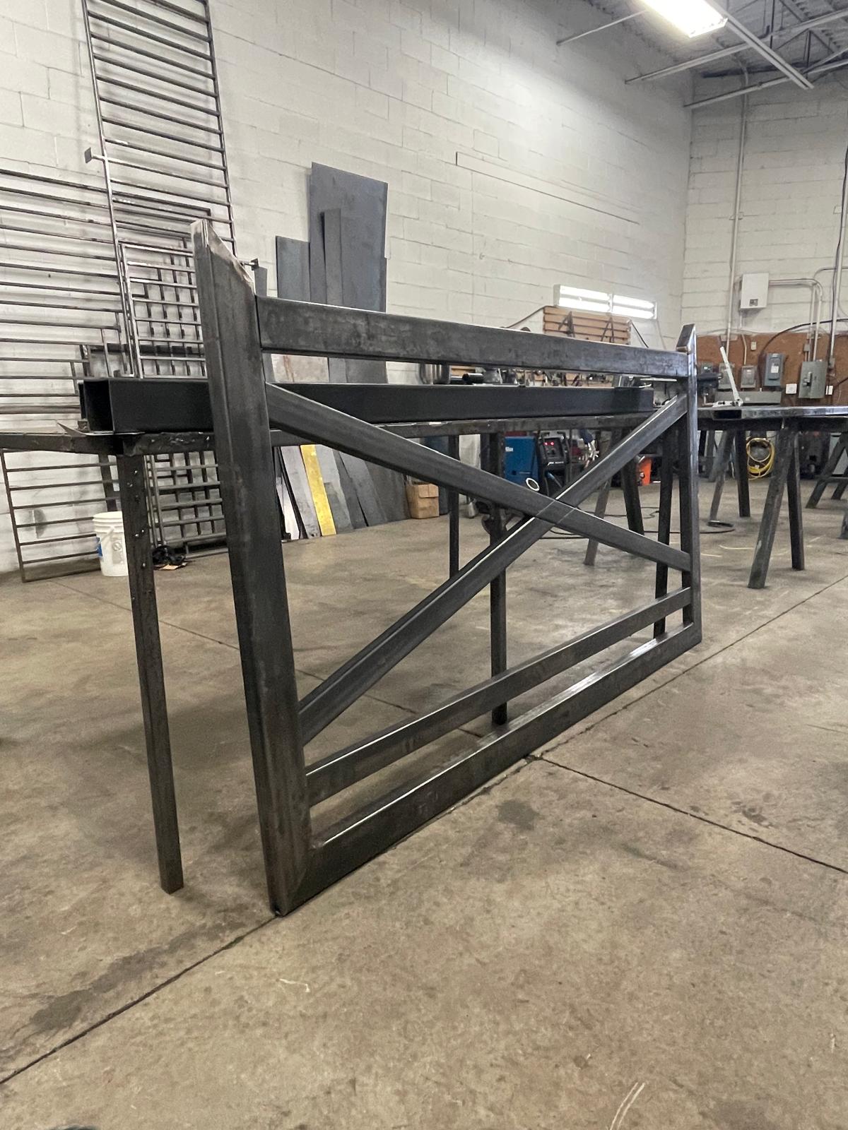 X Cowboy Farm Metal Driveway Gate _ Excellence Crafted _GG-052