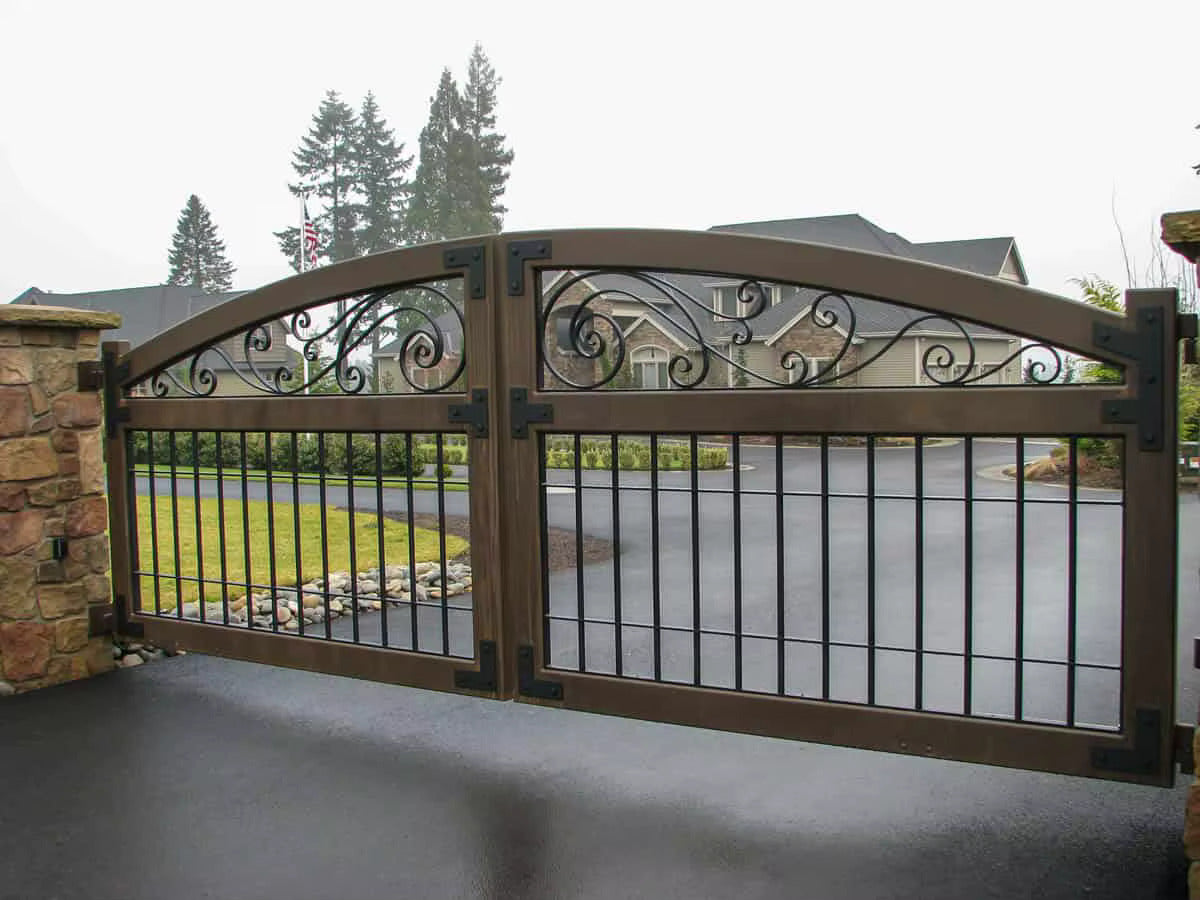 Uplifting Style Metal Gate _Heavy Duty_ Excellence Crafted _ GG-005