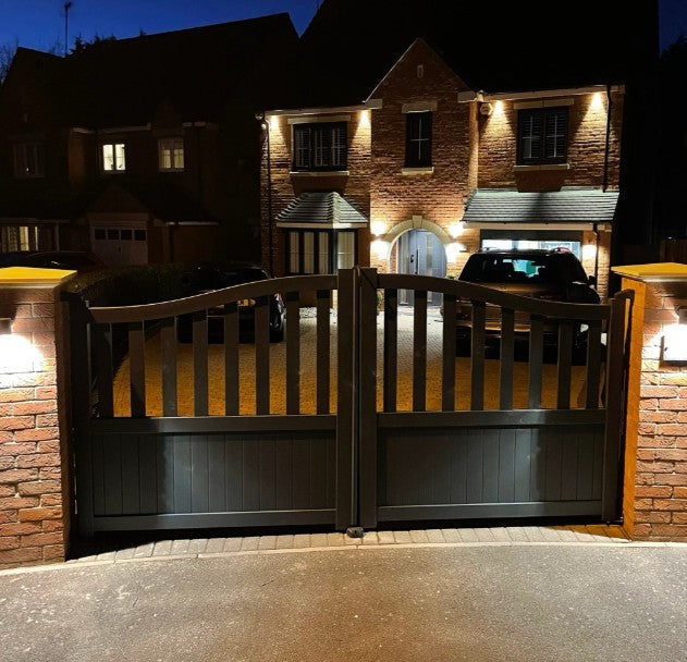 Skyview Metal Gate _Heavy Duty_ Excellence Crafted _ GG-901