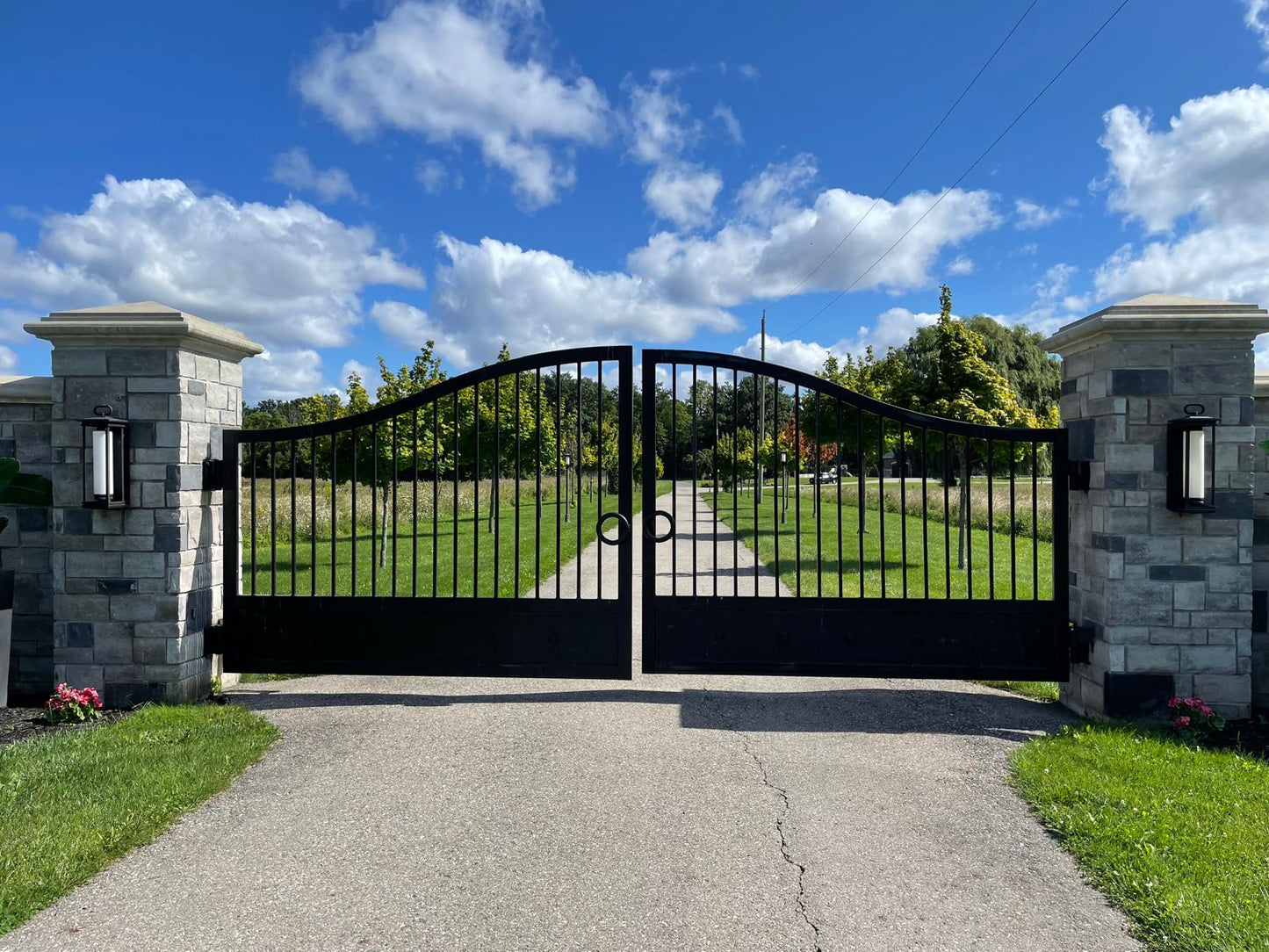 Luxury Metal Driveway Gate _ Excellence Crafted _GG-070