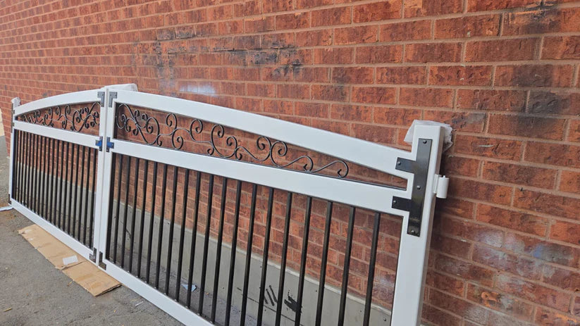 Uplifting Style Metal Gate _Heavy Duty_ Excellence Crafted _ GG-005