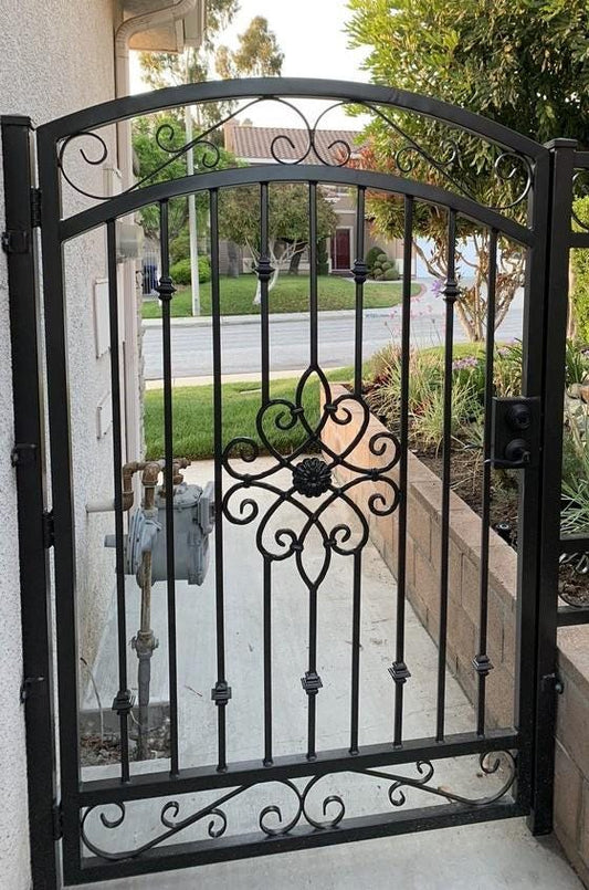 Traditional Design _ Pedestrian Metal Gate _ Excellence Crafted _MF-MG-001
