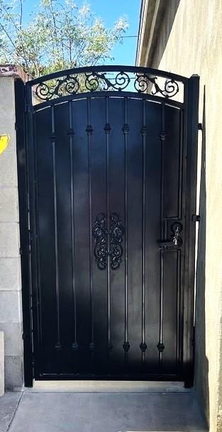 Classic Privacy Design _ Pedestrian Metal Gate _ Excellence Crafted _MF-MG-002