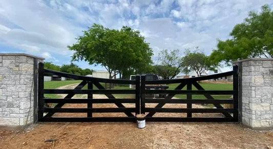 Stunning and Elegant Metal Driveway Gate _ Excellence Crafted _ GG-012