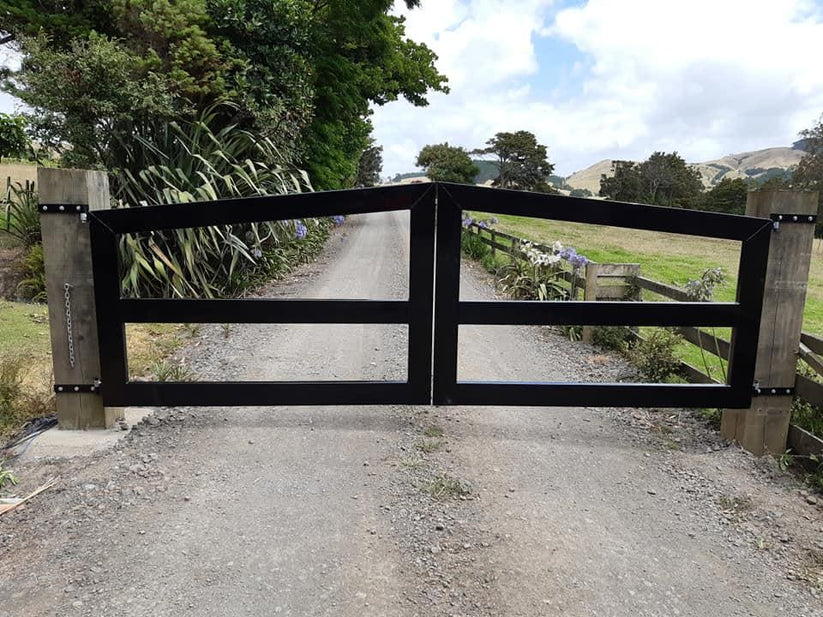 Sample Farm Style Metal Driveway Gate _ Excellence Crafted _ GG-055