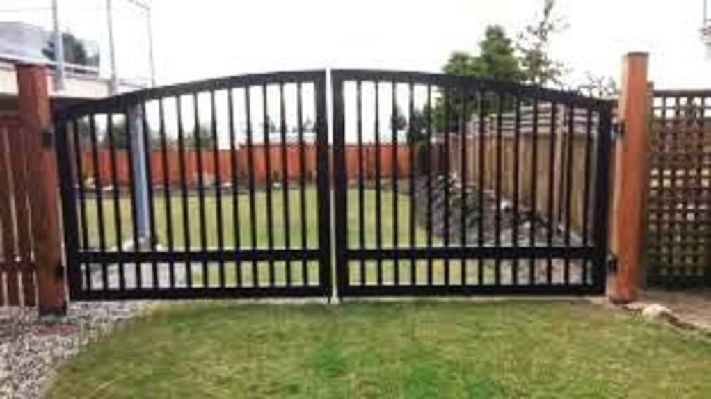 X Advanced Dense Metal Driveway Gate _ Excellence Crafted _ GG-034