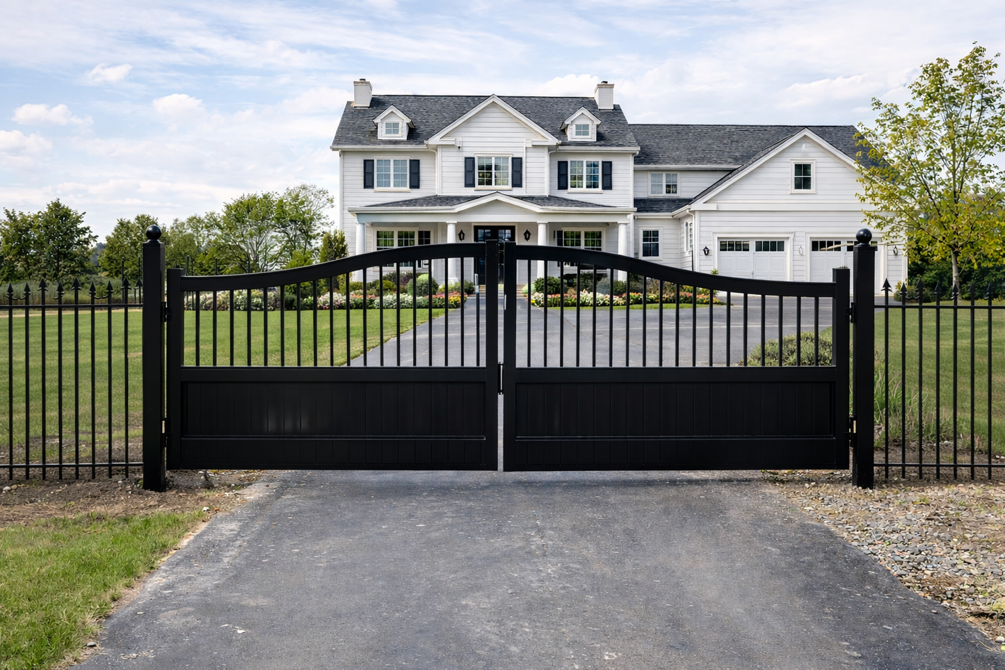 Carrabin Style Swing Gate Design _ Heavy Duty _Metal Gate _ Excellence Crafted _ GG-080